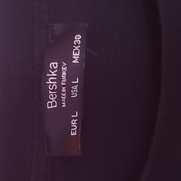 bershka graphic long sleeve size large - Picture 2 of 4